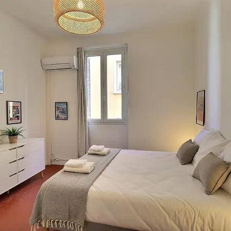 Casa Napoleon - Elegance & Comfort In The City Center - Clim Apartment